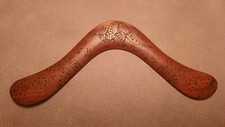 Beautiful Hand Carved & Engraved ANTIQUE ABORIGINAL BOOMERANG Signed Australia 