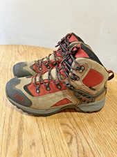 Hi-Tec V-Lite Red & Tan Mens / Older Boys Hiking Boots Size 9 Great Condition