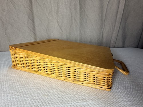 Vintage portable wicker wood - portable,