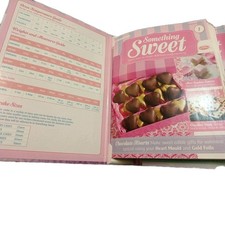 Something Sweet Cake Magazines