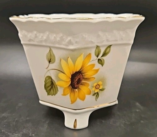 Norcroft scalloped rim - norcroft,