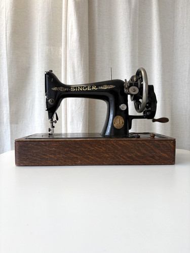 Vintage singer 99k hand crank - singer,