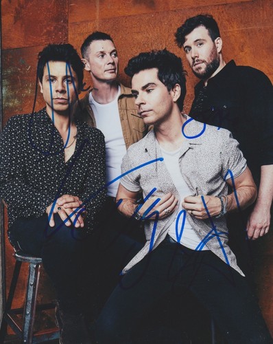 Stereophonics signed 10x8 - stereophonics,