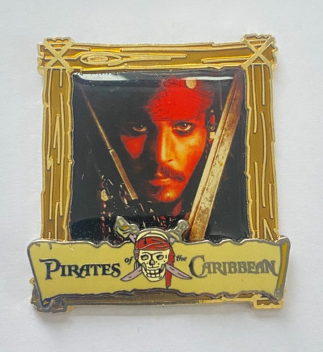 Disney pin badge - disney,