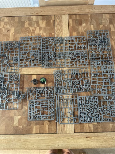 Warhammer 40k space marine - warhammer,