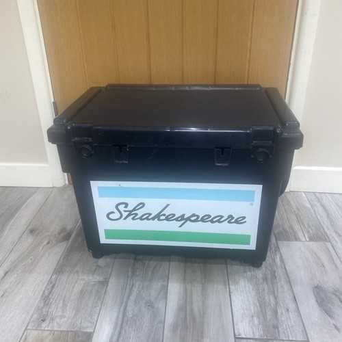 Shakespeare team box fishing - team,