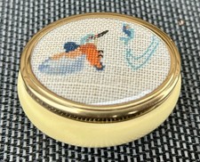 Vintage Framecraft Oval