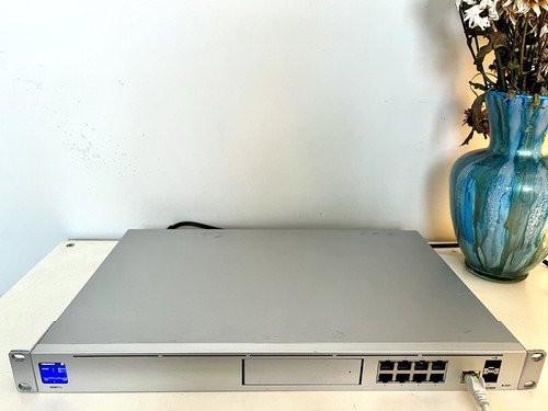 Ubiquiti unifi dream - unifi, machine
