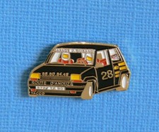 RALLYE RENAULT 1 PIN'S /