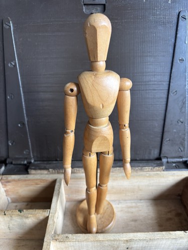 Vintage artists wooden - vintage,