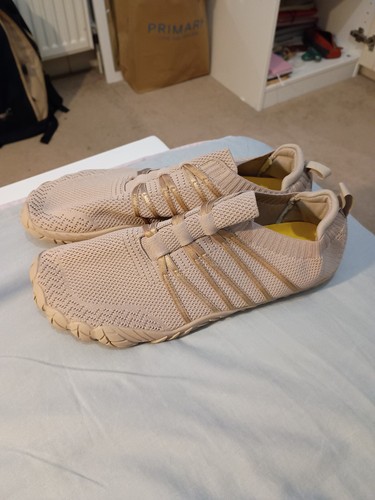 Odd barefoot shoes