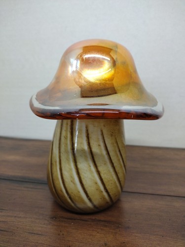 Handblown mushroom toadstool - handblown,