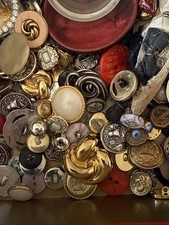 Box With Vintage Sewing