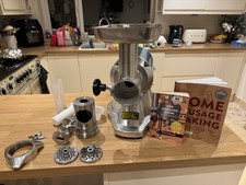 Buffalo CD400 Heavy Duty Buffalo Meat Grinder