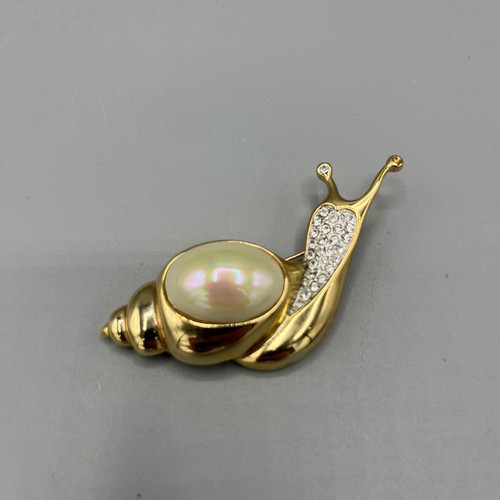Snail brooch pin - pin, womens