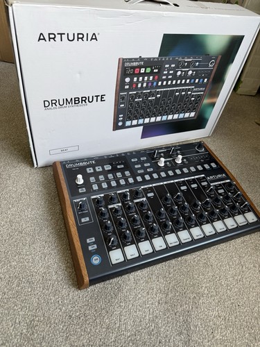 Arturia drumbrute with power - with,