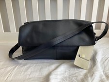 AQUASCUTUM NAVY BLUE LEATHER