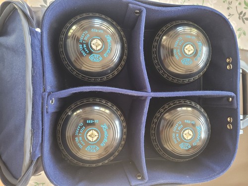 Henselite lawn bowls - , size
