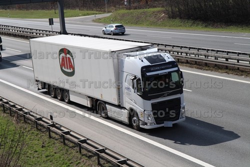 Truck photo volvo - truck,