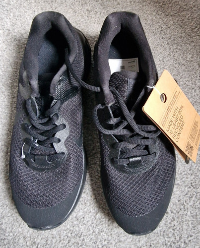 Nike revolution next - nike, nature