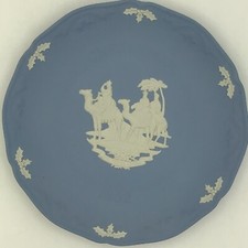 Wedgwood Blue Jasperware 1992 We Three Kings Christmas Plate 7.5”