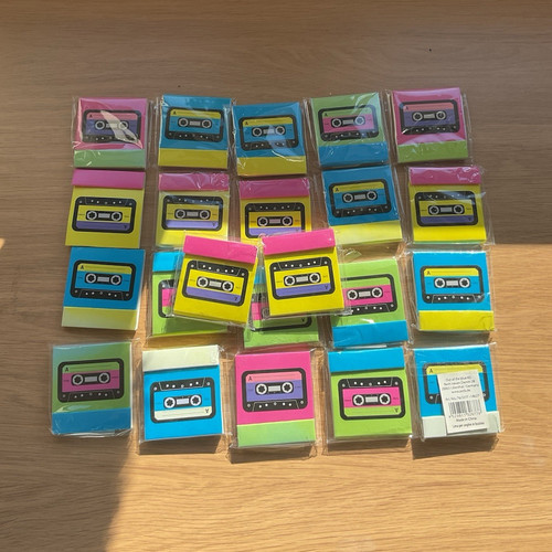 Cassette tape shaped - cassette,