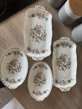 Aynsley Pembroke Vintage gold