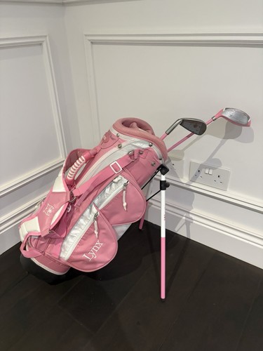 Junior girls golf carry - girls, stand