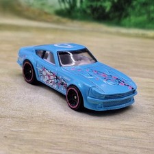 Hot Wheels Datsun 240Z Diecast Model Car 1/64 (65) Excellent Condition