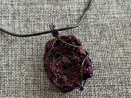 Purple gold aura quartz - gold,