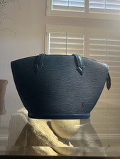 Louis Vuitton BAG Saint