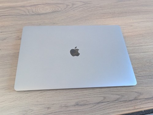 Apple macbook pro inch - pro, 15-inch