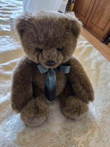Harrods bear collectible - harrods,