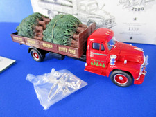 Corgi Toys 55901 Diamond T620 With Christmas Trees, Ochs Tree Farm 2000