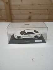 Spark 1:43 2015 Porsche
