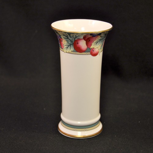 Royal doulton vase 4 - doulton,