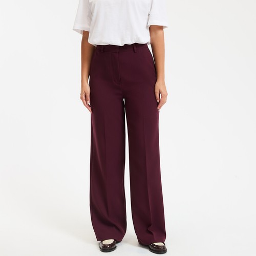 Redoute burgundy wide - la, leg