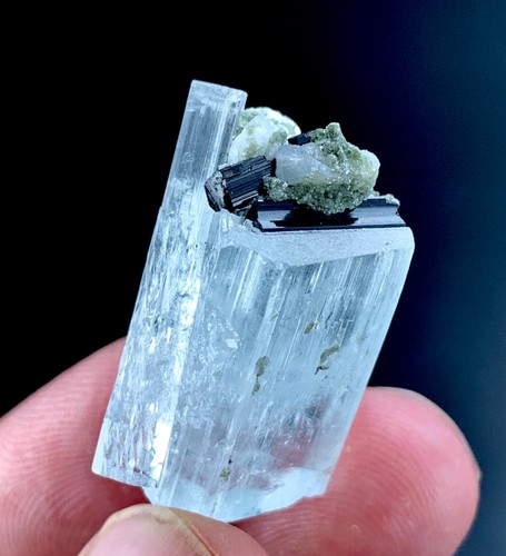 Carat aquamarine with - with, black