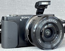 Sony Nex-3N 16.1MP Camera