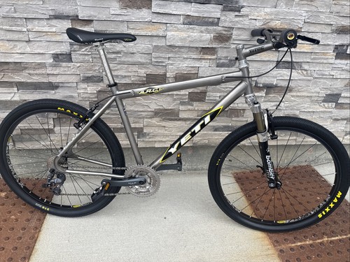 Vintage yeti arc titanium - yeti,