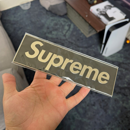 Supreme box logo car emblem - supreme,