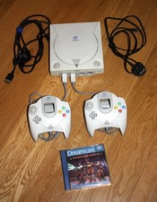 SEGA Dreamcast Console + 2