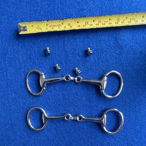 Lot metal snaffle bits - lot,