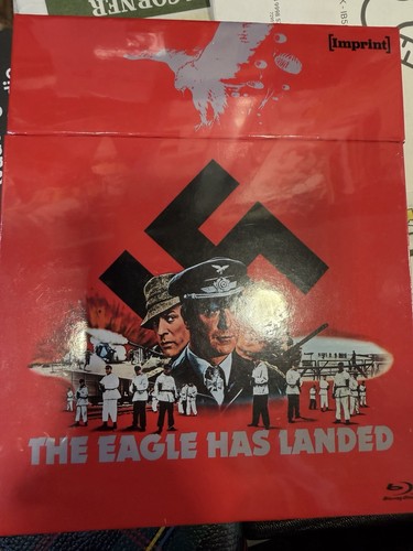 The eagle has - eagle, disc