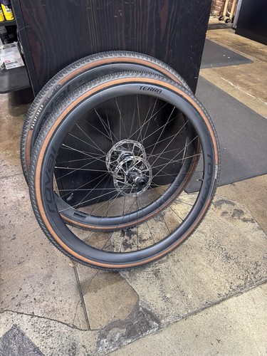 Roval terra carbon tubeless - roval, cl