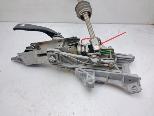 1871979 steering column for