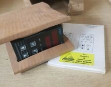 New In Box West Instruments 8000 Temperature Controller N8000 Z2100 