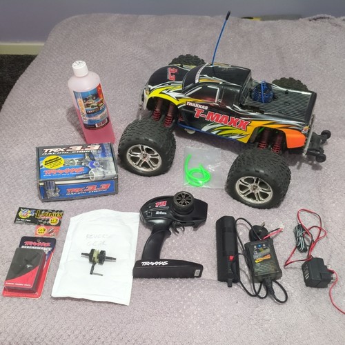 Super rare traxxas maxx - rare, 3.3