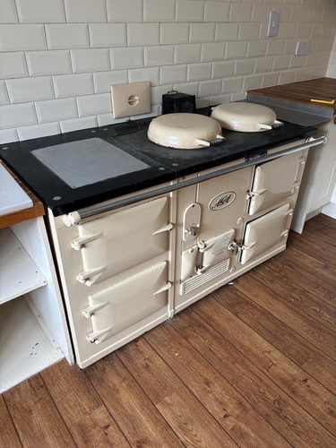 Vintage cream aga range - vintage,