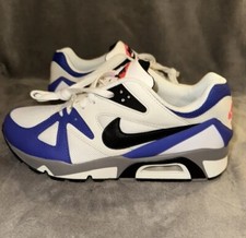 Size 7.5 - Nike Air Structure